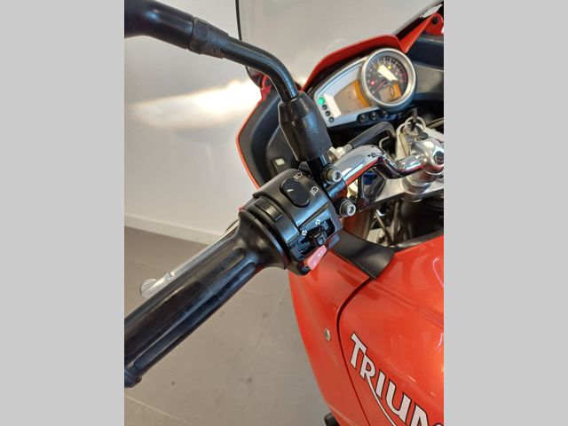 triumph - tiger-1050-abs