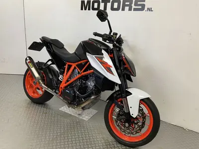 KTM 1290 SUPER DUKE R – foto 2