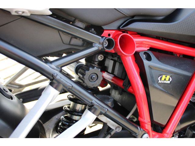 bmw - r-1250-rs