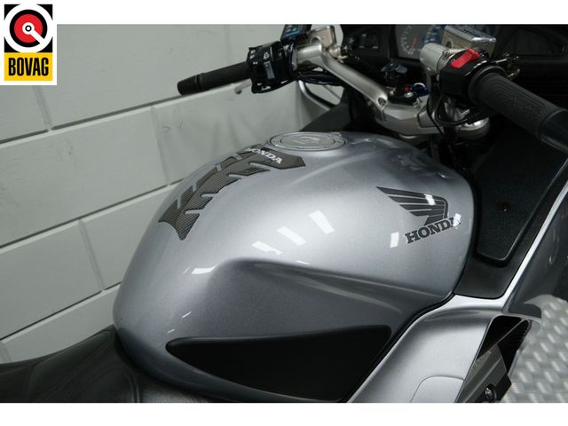 honda - st-1300-pan-european-abs