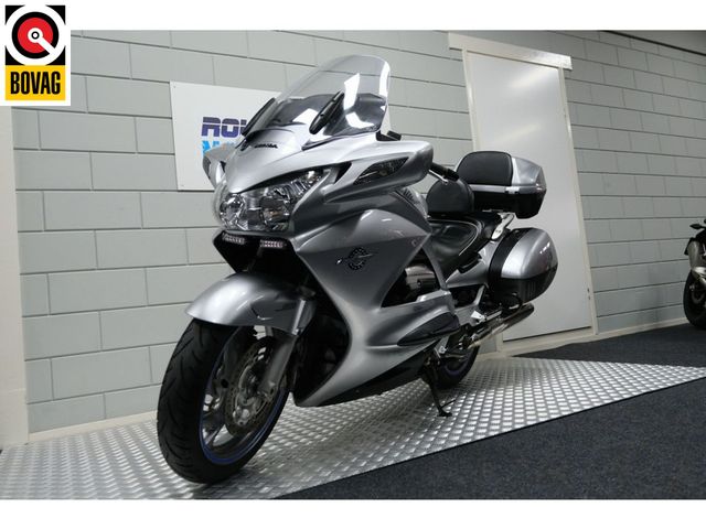 honda - st-1300-pan-european-abs