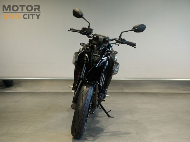 suzuki - gsx-8s