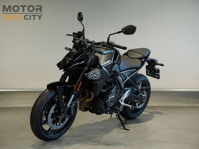 suzuki - gsx-8s