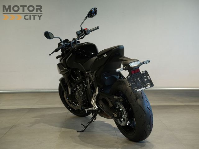 suzuki - gsx-8s