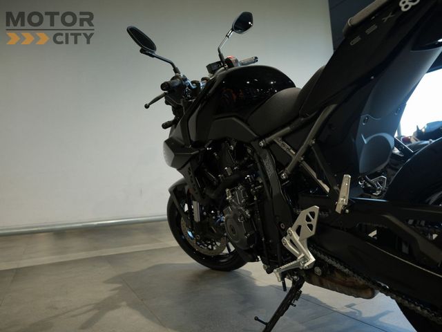 suzuki - gsx-8s