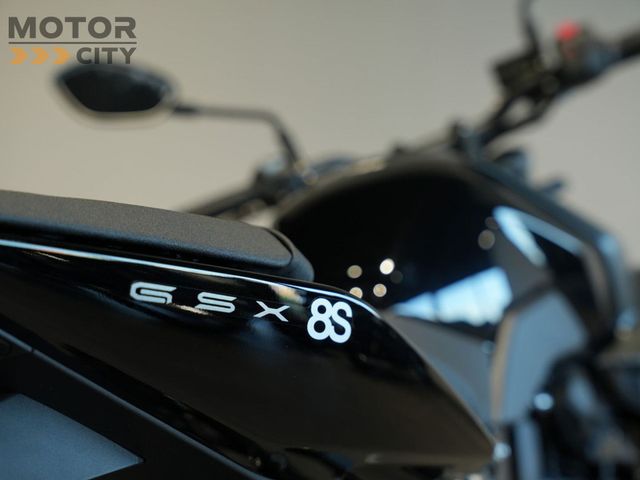 suzuki - gsx-8s