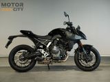 SUZUKI GSX-8S