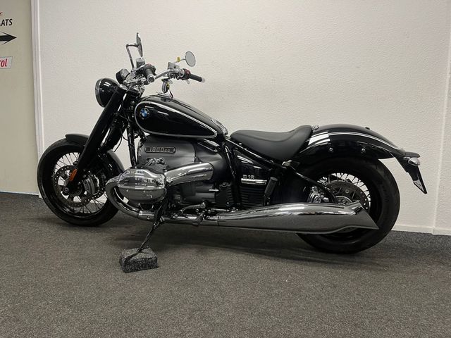 bmw - r-18