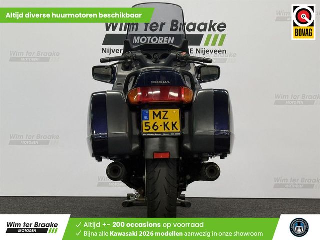 honda - st-1100-pan-european