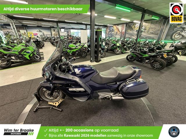 honda - st-1100-pan-european