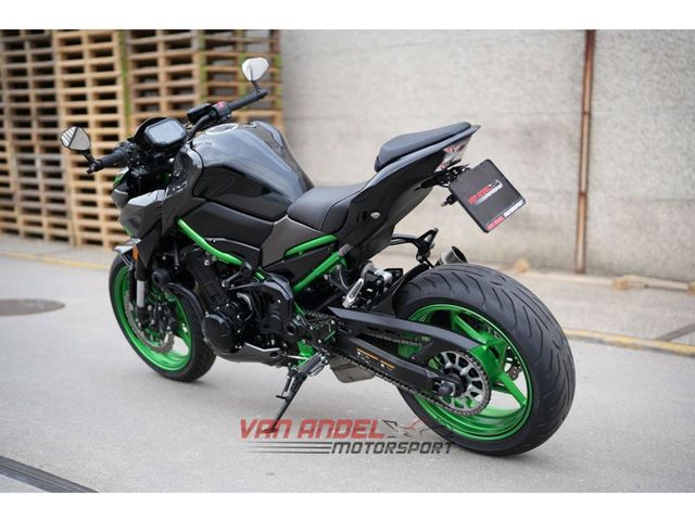 kawasaki - z900