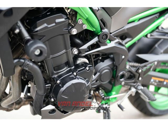kawasaki - z900