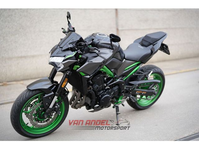 kawasaki - z900
