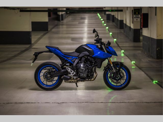 suzuki - gsx-8s