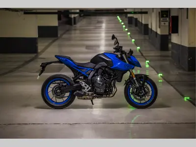 SUZUKI GSX-8S – foto 4