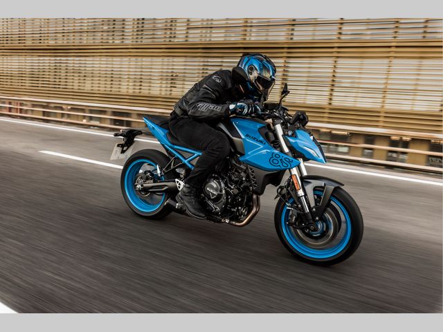 suzuki - gsx-8s