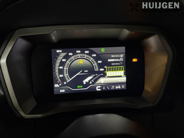 piaggio - mp3-530-hpe-advance-exlusive