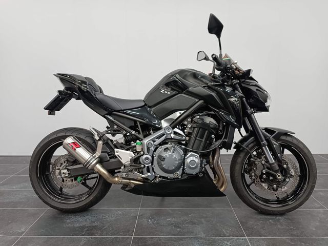 kawasaki - z900