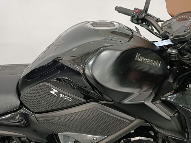 kawasaki - z900