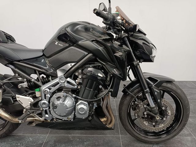 kawasaki - z900