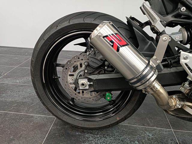 kawasaki - z900