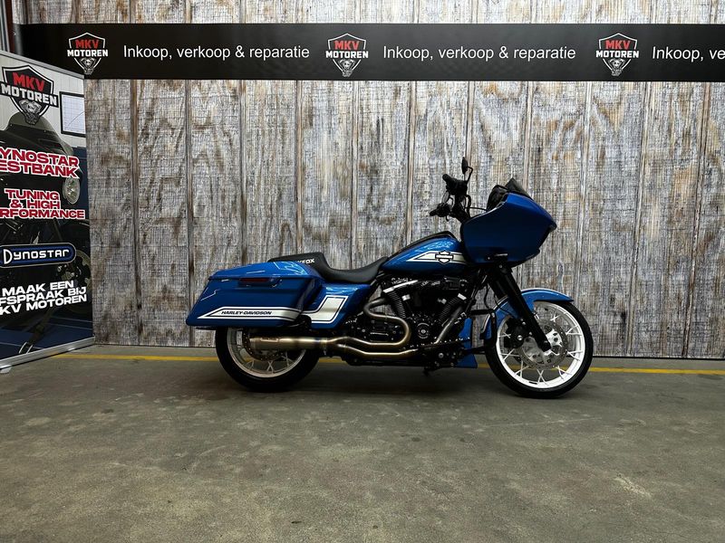Harley-Davidson Road Glide ST Fast Johnnie 2023 occasion