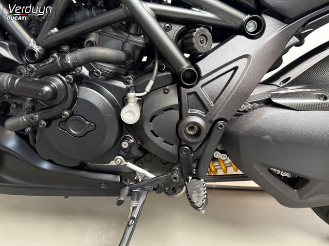ducati - diavel