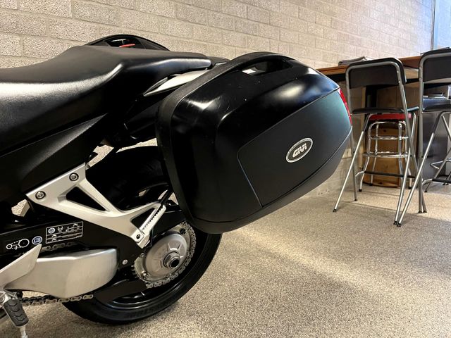 honda - vfr-800-x-crossrunner-abs