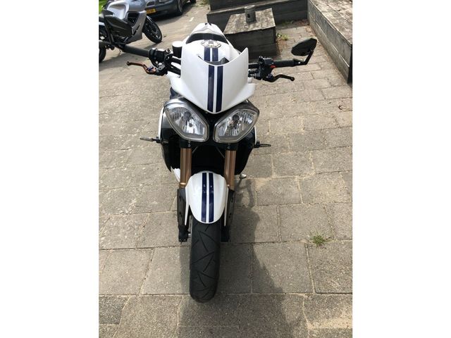 triumph - speed-triple-special-edition