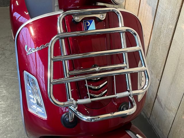 vespa - gts-300