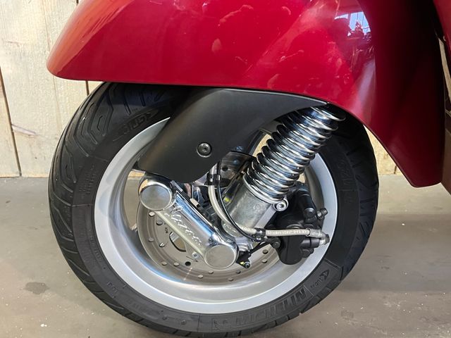 vespa - gts-300