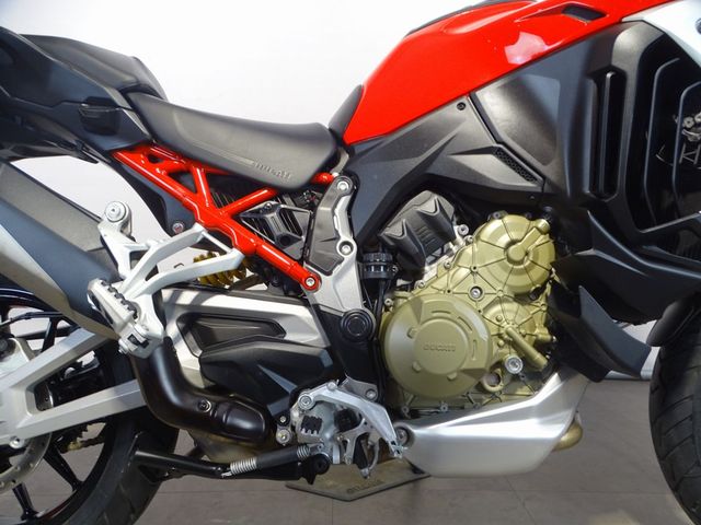 ducati - multistrada-v4-s