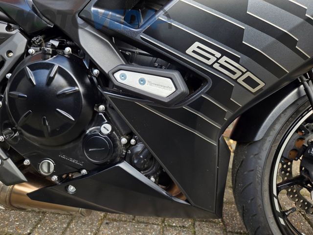 kawasaki - ninja-650