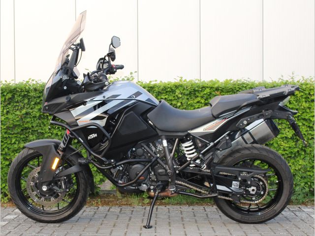 ktm - 1290-super-adventure-s