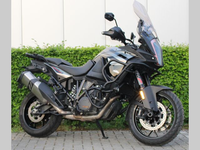 ktm - 1290-super-adventure-s