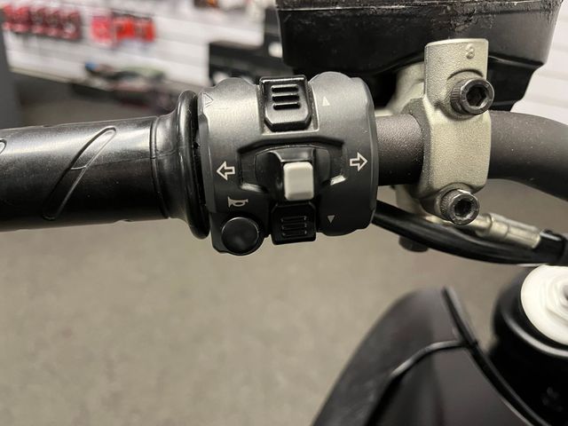 ducati - diavel