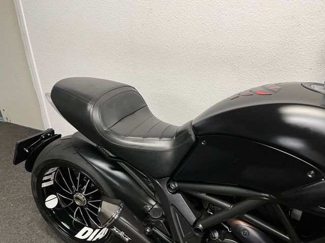 ducati - diavel