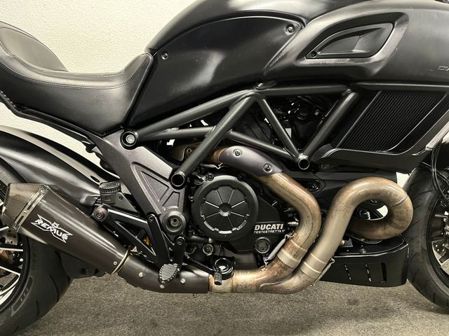 ducati - diavel