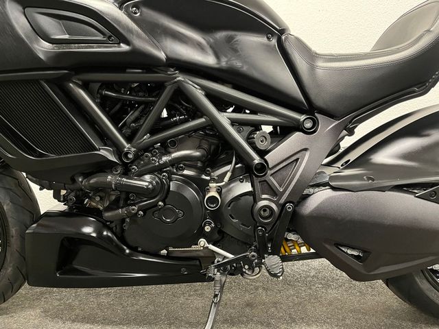 ducati - diavel
