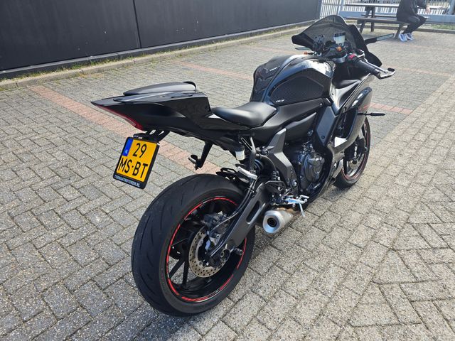 yamaha - yzf-r7