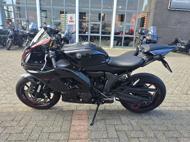 yamaha - yzf-r7