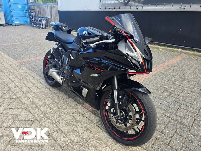 yamaha - yzf-r7