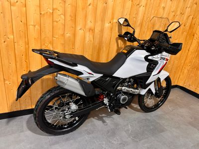 QJMOTOR SRT 125 DX – foto 3