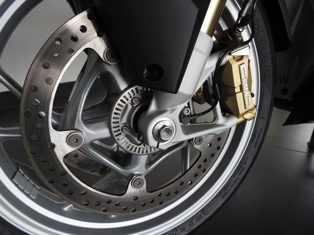 bmw - r-1250-rt