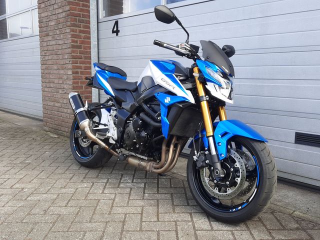 suzuki - gsr-750-a