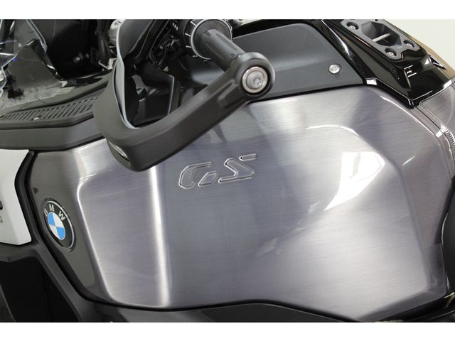 bmw - r-1300-gs-adventure