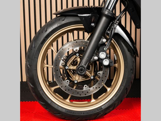 yamaha - tracer-7-gt