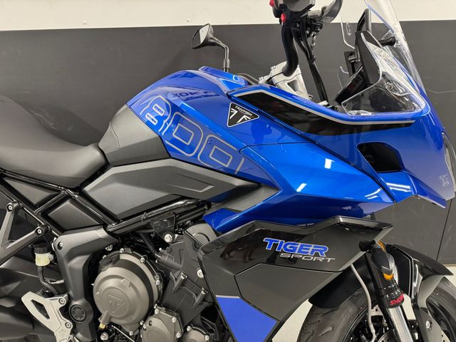 triumph - tiger-800-sport