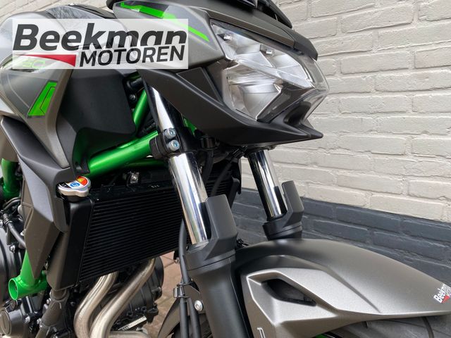 kawasaki - z650