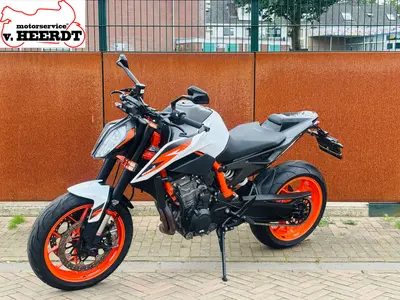 KTM 890 DUKE R – foto 2